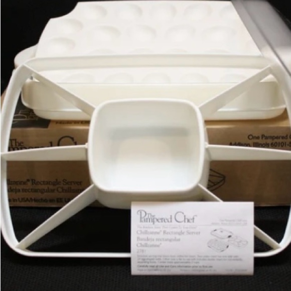 Pampered Chef White Rectangle Server with Lid Chillzanne - Picture 3 of 6